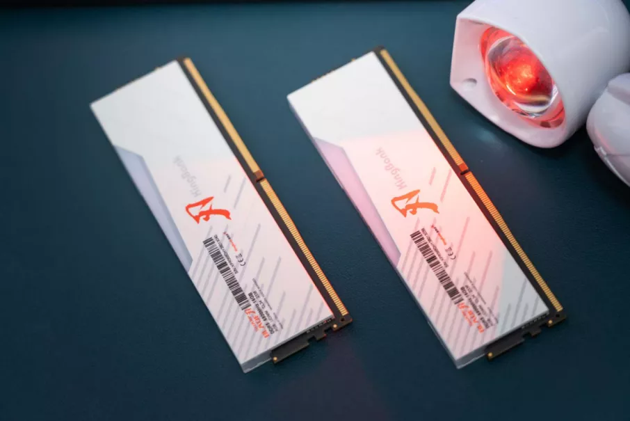 Review: Overclocked to 8200MHz? Watch KingBank DDR5 6800MHz Memory